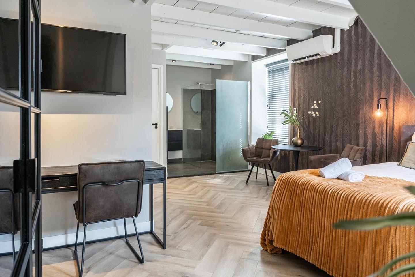 Stadsvilla Luxurious 3 Loft Met Airco Willem 2 *